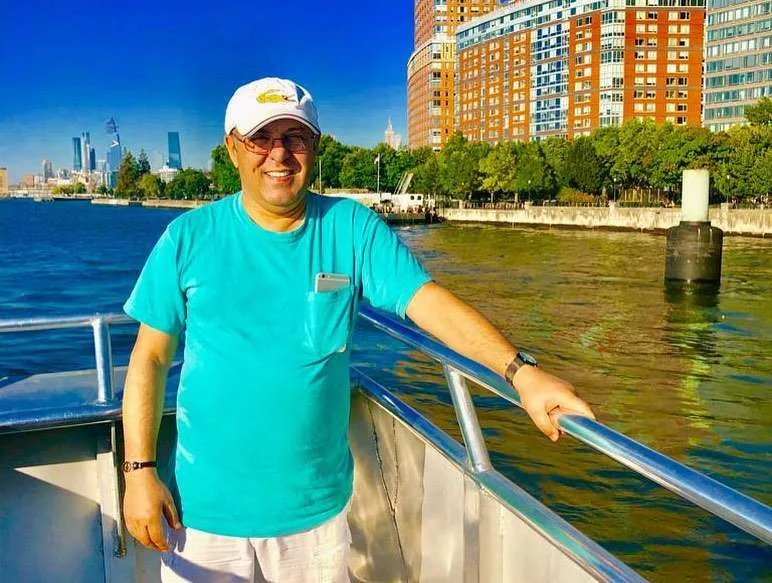 “Amerikada toylara gedirəm”