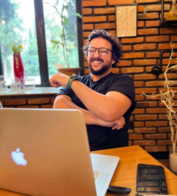 Abbas dəyişib belə oldu