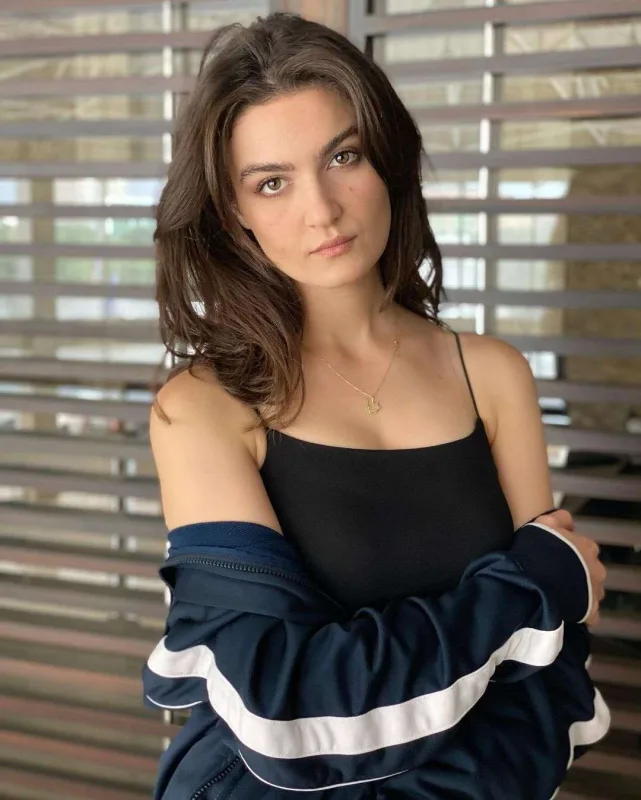 “Tez ölmək istəyirəm” – “Ata ocağı”nın aktrisası