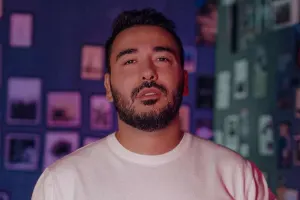 Beyninə qan sızan bəstəkar evə buraxıldı