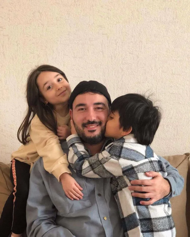 Beyninə qan sızan bəstəkar evə buraxıldı