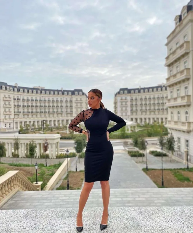 “Deməli, səhifəmdə yatırsan, ay abırsız?”