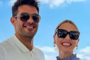 Hadiseylə biznesmen sevgilisi qəzaya düşdü