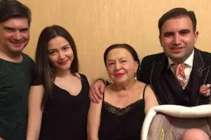 Emil Şahzadənin anası vəfat etdi