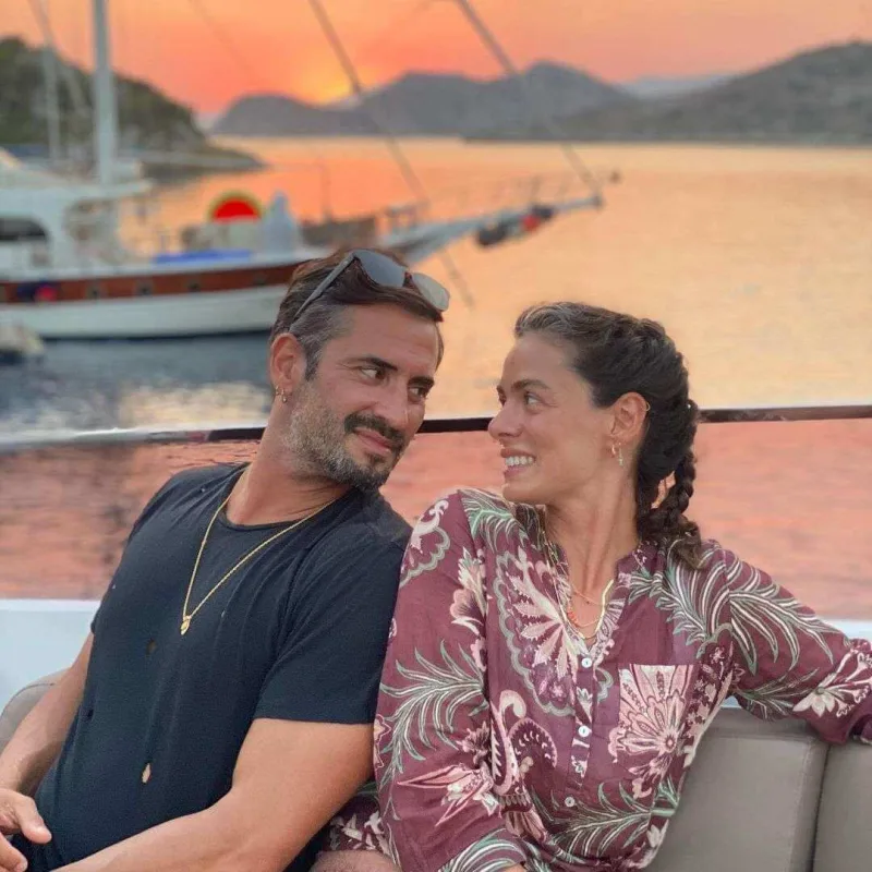 Özge Özpirinçci ana oldu