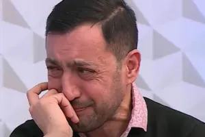 Xalq artistinin oğlunun ayaqları tutulub