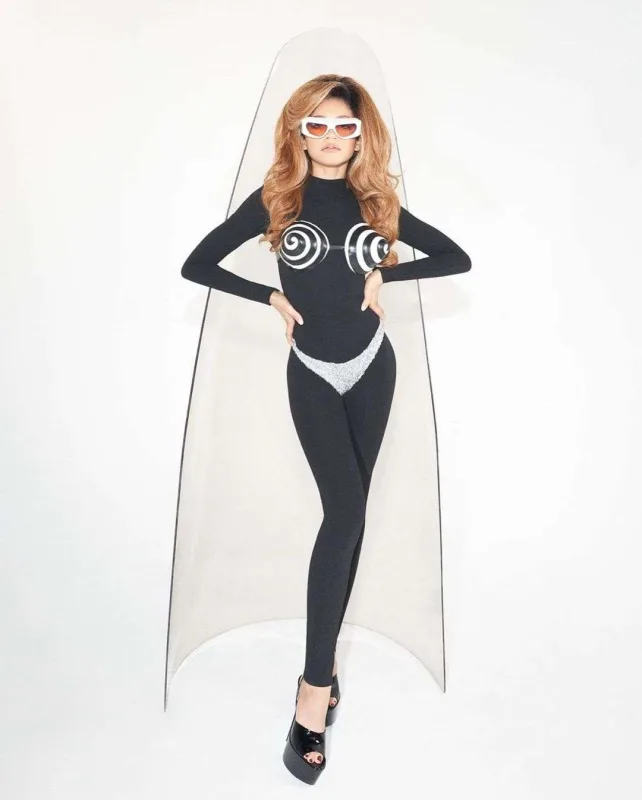 Fotosuna 5 milyondan çox bəyənmə gəldi