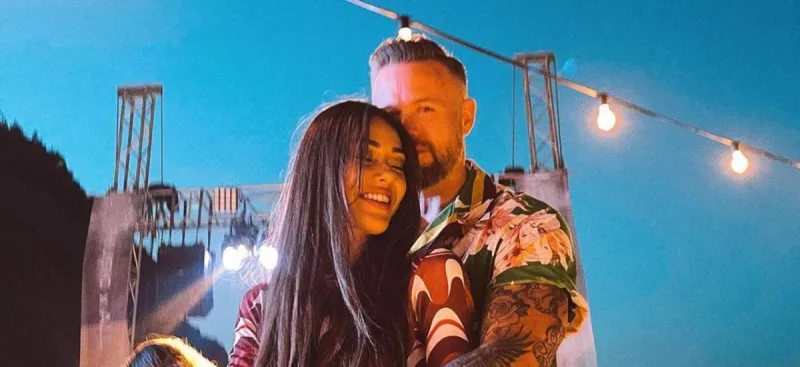 Dilan island sevgilisinə ərə gedir