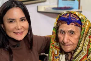 Leyla 131 yaşlı qadınla bir arada - Foto