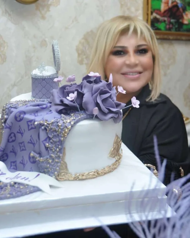 Mətanət oğlu üçün elçi getdi