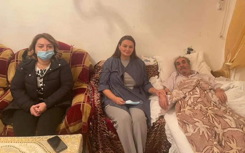 Milli Məclisdə Əməkdar artistlə bağlı çağırış