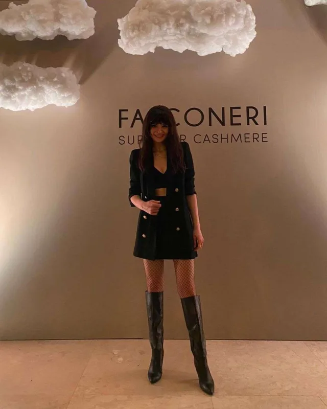 Nəsrin məşhur jurnalın Yeni il partisində - Fotolar