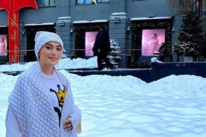 Ruhi Əliyevanın Moskva “look”u...-Fotolar