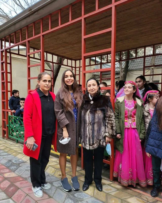 Leyla Əliyeva uşaq evində...-Fotolar