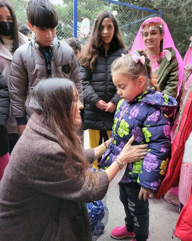 Leyla Əliyeva uşaq evində...-Fotolar