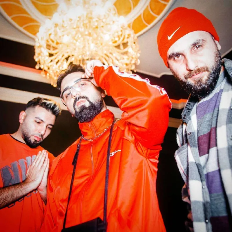 “Kasıb ailədən çıxmışam, indi də milyonlar qazanmıram”