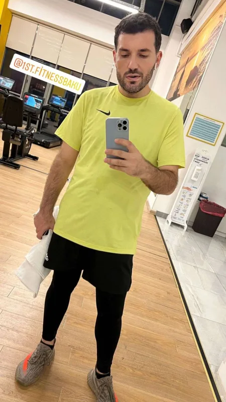 Elnur “əriyib çöpə döndü”