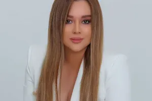 Xatirə arxiv fotosunu paylaşdı