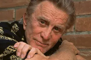 103 yaşında ölən aktyorun villası 7 milyona satılır