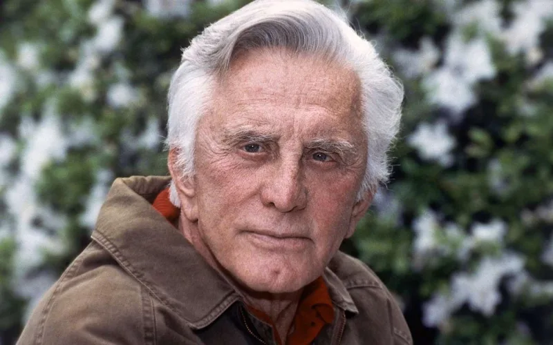 103 yaşında ölən aktyorun villası 7 milyona satılır