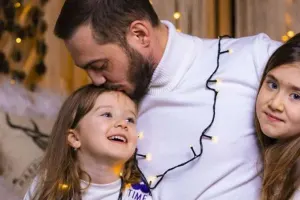 Emilin qızları... - Fotolar