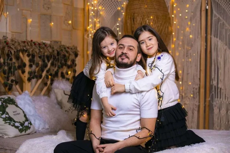 Emilin qızları... - Fotolar