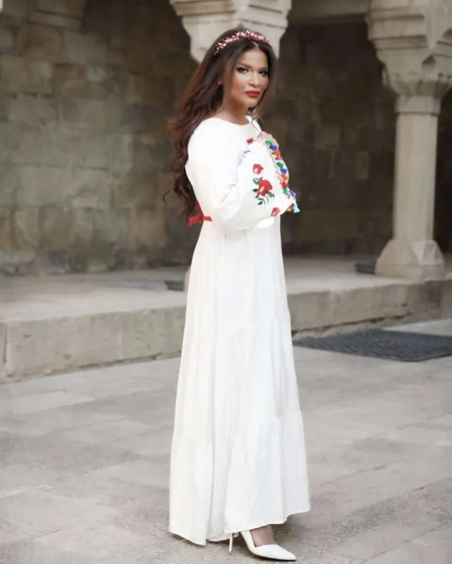 “Hamı tərəfindən sevilmək saxtakarlıqdır”