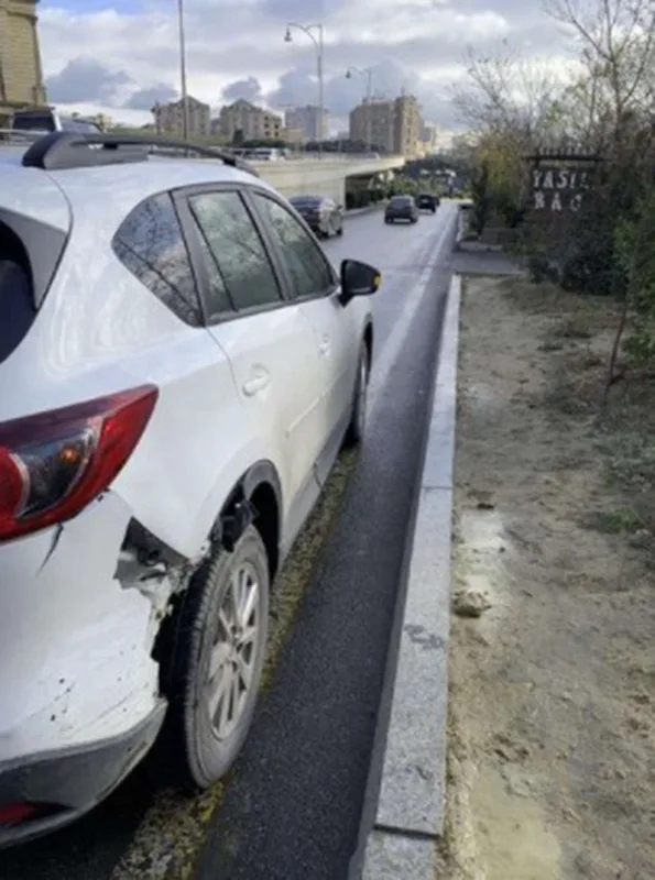 Bloger Rüstəm qəzaya düşdü - Fotolar