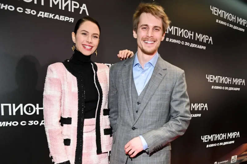 Rusiyanın məşhur cütlüyü evləndi