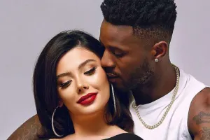 Bu dəfə fotosessiyası ilə gündəmə gəldi