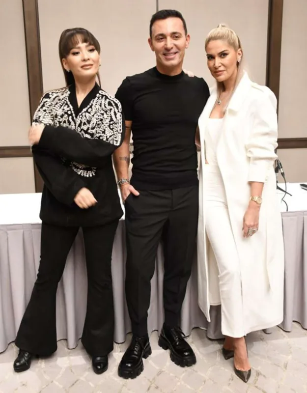 Mustafa evlənəcəyini təsdiqlədi