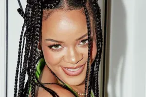 Rihannadan “The Grinch” tərzi