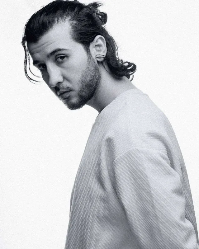 Azərbaycanlı aktrisa rejissorla evləndi