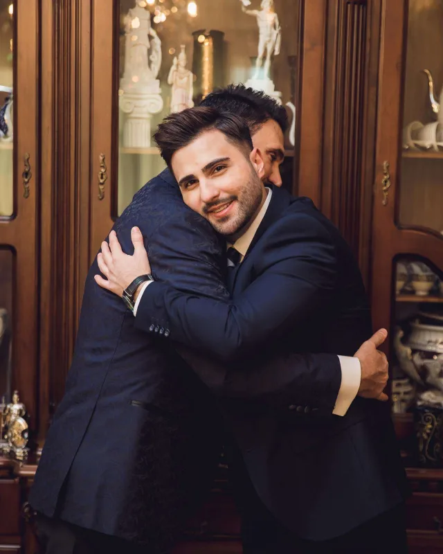 Nadir müğənni oğluyla fotolarını paylaşdı