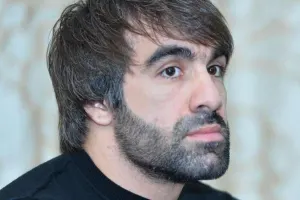 Rafael Ağayev iş istəyir