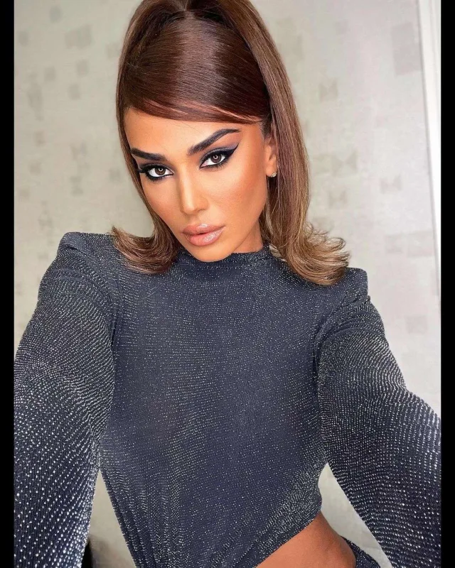 Pərvin Abıyeva aparıcılığa başlayır