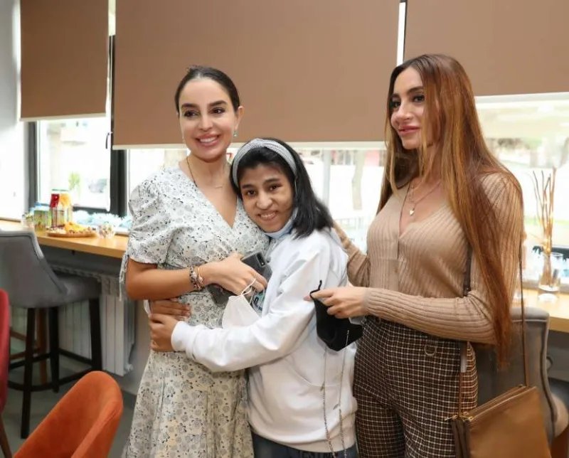 Prezidentin qızları pianoda belə ifa etdilər