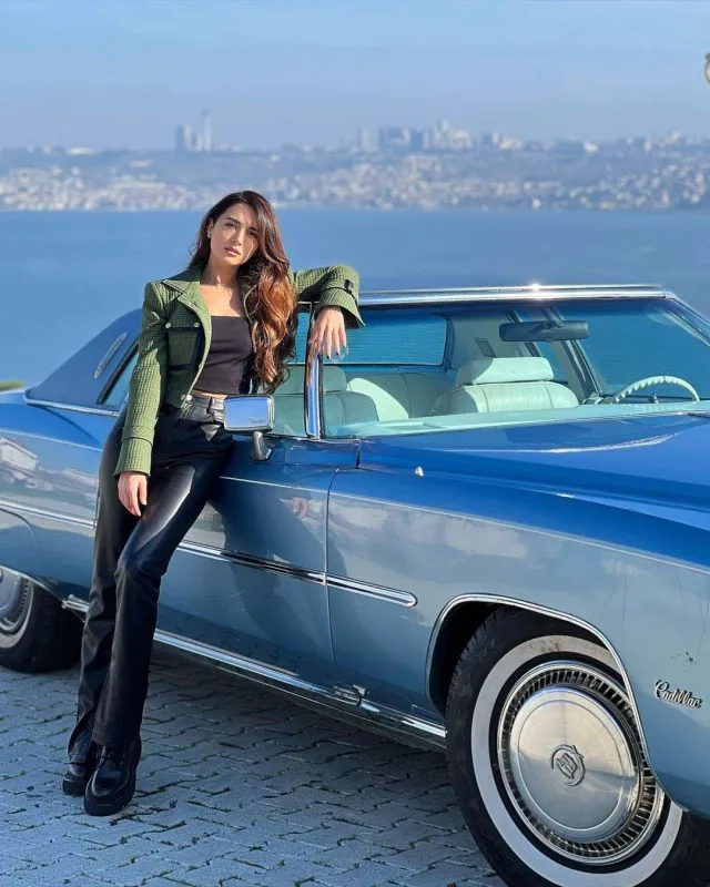 Serialı bitdi, tətilə yollandı