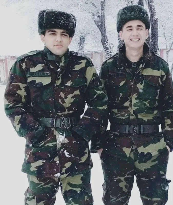 “Oğlum qalib əsgər kimi gəldi”