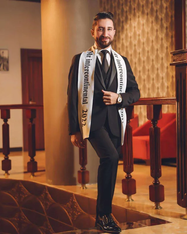 Kişi “Kainat gözəli” o oldu-Fotolar