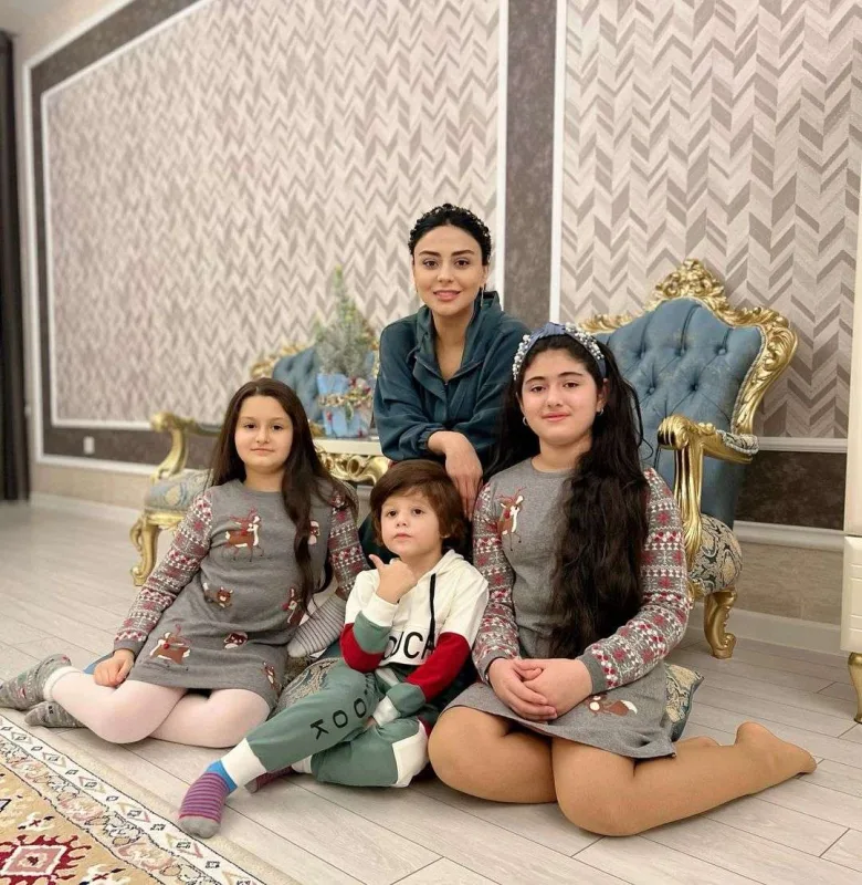 “Ürəyimin ən böyük yarasını dondurdum” – Vüsalə qardaşından yazdı