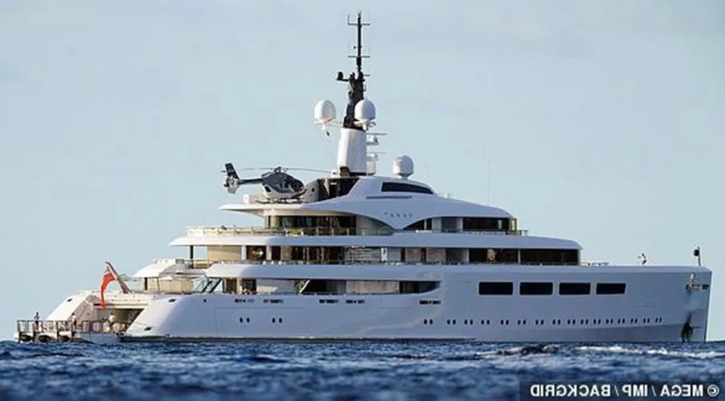 Tətil üçün 150 milyonluq yaxta kirayələdilər