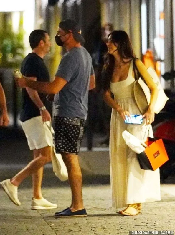 Tətil üçün 150 milyonluq yaxta kirayələdilər