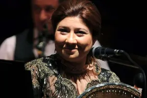 Prezident Aygün Bəylərə ev bağışlayıb