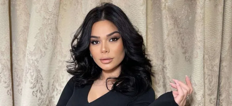 Aysunun bu ay nişanı olacaq