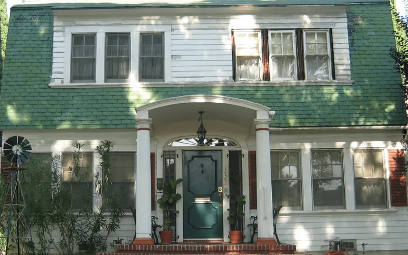 Məşhur filmin çəkildiyi ev satıldı