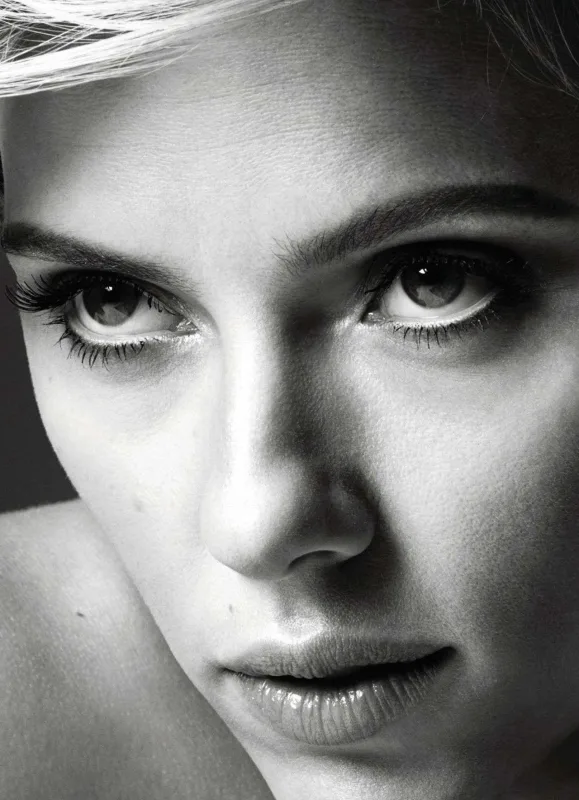 Gözəllik ondur, doqquzu Yohansondur...