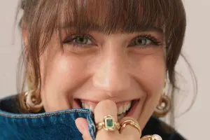 Hazal Kaya Azərbaycana gəlir