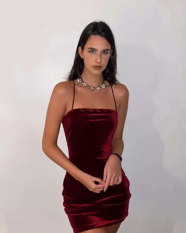 18 yaşlı model koronavirusdan öldü