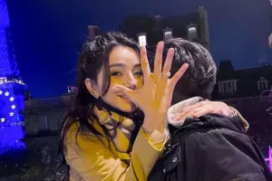 Parisdə evlilik təklifi...